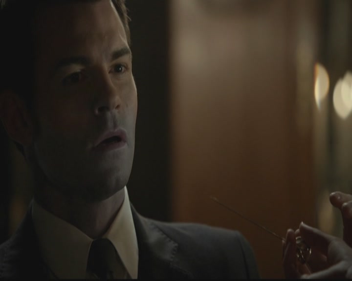 VampireDiariesWorld-dot-org_TheOriginals1x05SinnersAndSaints0162.jpg