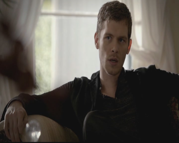 VampireDiariesWorld-dot-org_TheOriginals1x05SinnersAndSaints0216.jpg