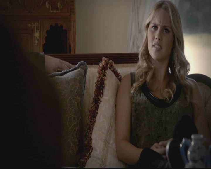 VampireDiariesWorld-dot-org_TheOriginals1x05SinnersAndSaints0312.jpg