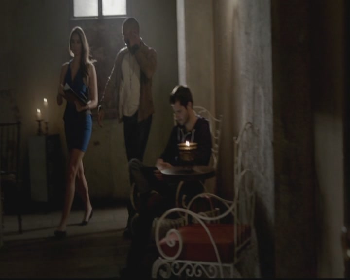 VampireDiariesWorld-dot-org_TheOriginals1x05SinnersAndSaints0392.jpg