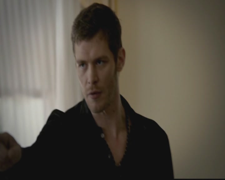 VampireDiariesWorld-dot-org_TheOriginals1x05SinnersAndSaints0449.jpg