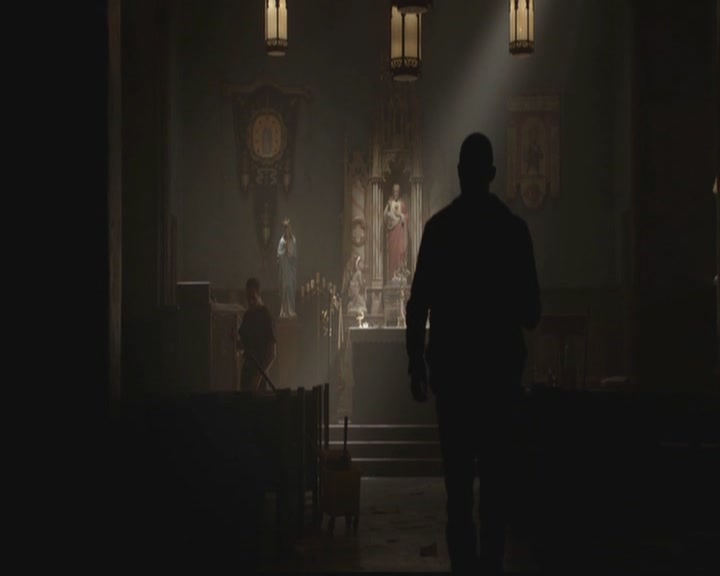 VampireDiariesWorld-dot-org_TheOriginals1x05SinnersAndSaints0456.jpg