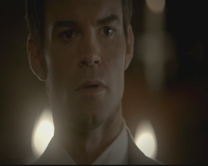VampireDiariesWorld-dot-org_TheOriginals1x05SinnersAndSaints0606.jpg