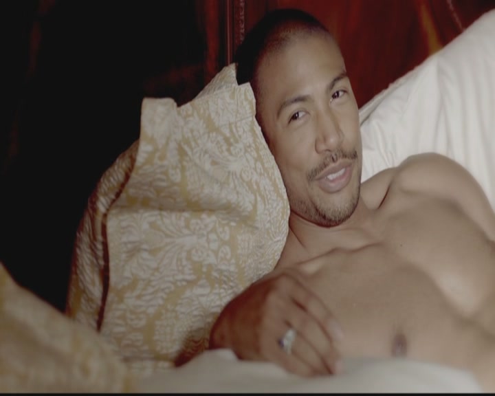 VampireDiariesWorld-dot-org_TheOriginals1x05SinnersAndSaints0805.jpg