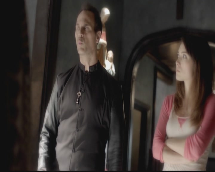 VampireDiariesWorld-dot-org_TheOriginals1x05SinnersAndSaints0912.jpg