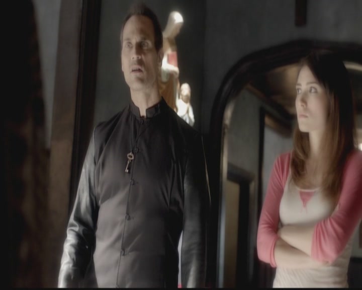 VampireDiariesWorld-dot-org_TheOriginals1x05SinnersAndSaints0915.jpg