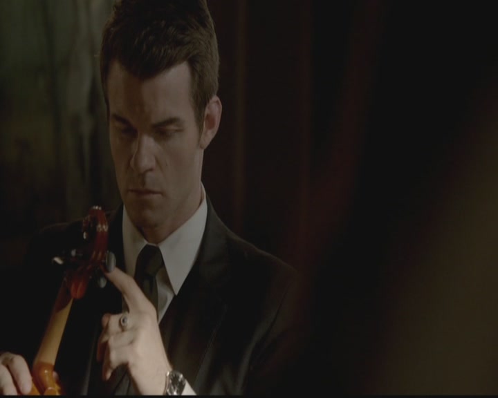 VampireDiariesWorld-dot-org_TheOriginals1x05SinnersAndSaints1024.jpg