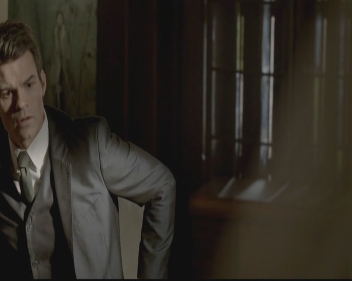 VampireDiariesWorld-dot-org_TheOriginals1x05SinnersAndSaints1104.jpg