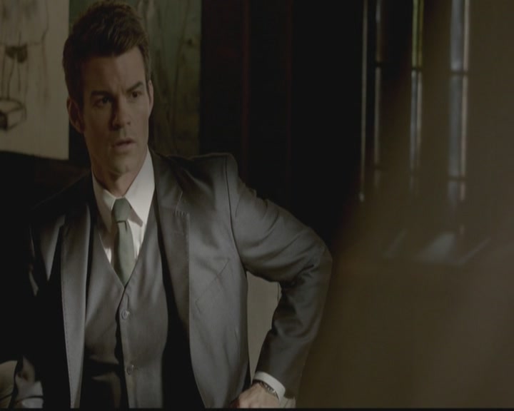 VampireDiariesWorld-dot-org_TheOriginals1x05SinnersAndSaints1107.jpg