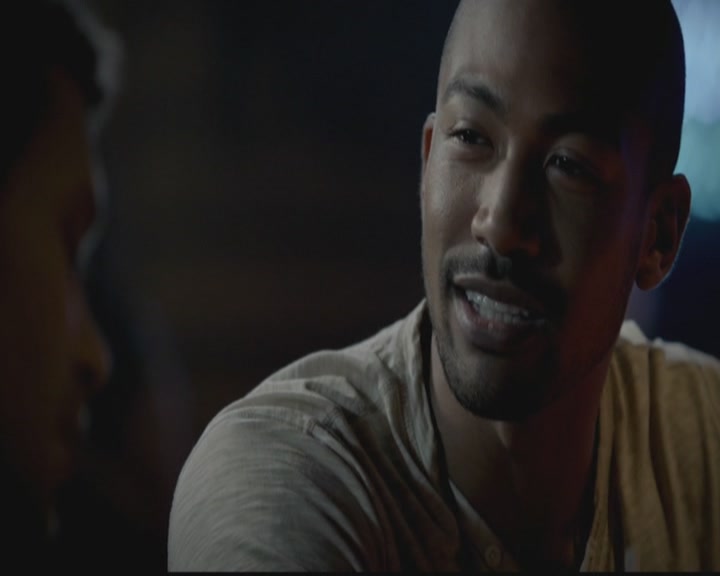 VampireDiariesWorld-dot-org_TheOriginals1x05SinnersAndSaints1517.jpg