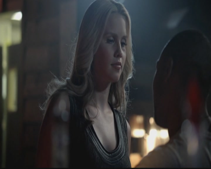 VampireDiariesWorld-dot-org_TheOriginals1x05SinnersAndSaints1553.jpg