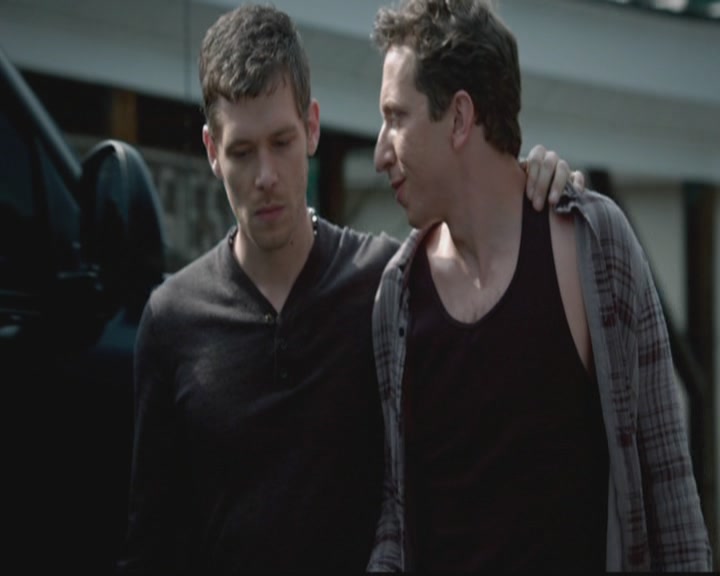 VampireDiariesWorld-dot-org_TheOriginals1x05SinnersAndSaints1583.jpg
