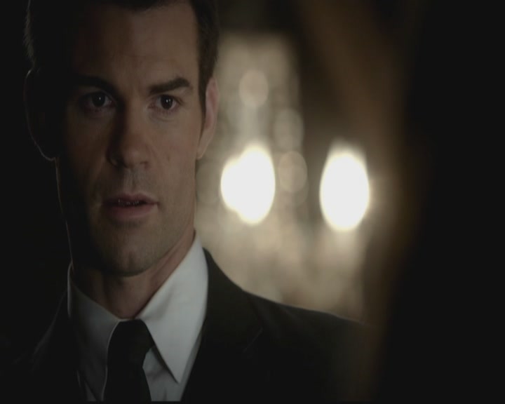 VampireDiariesWorld-dot-org_TheOriginals1x05SinnersAndSaints1662.jpg