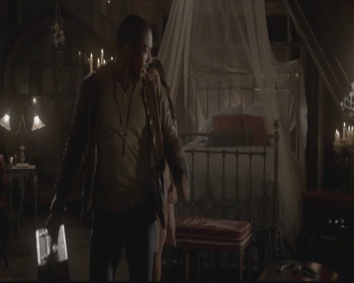 VampireDiariesWorld-dot-org_TheOriginals1x05SinnersAndSaints1724.jpg