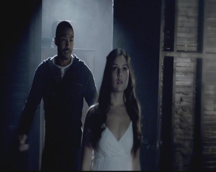 VampireDiariesWorld-dot-org_TheOriginals1x05SinnersAndSaints1816.jpg
