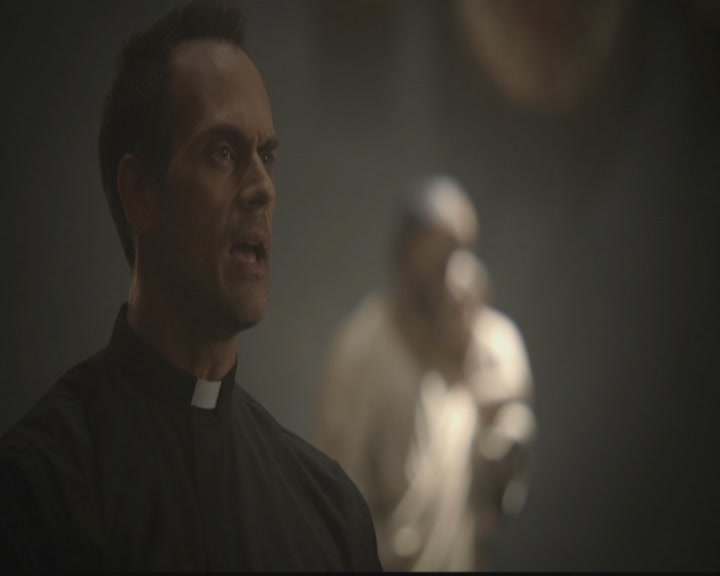 VampireDiariesWorld-dot-org_TheOriginals1x05SinnersAndSaints1914.jpg