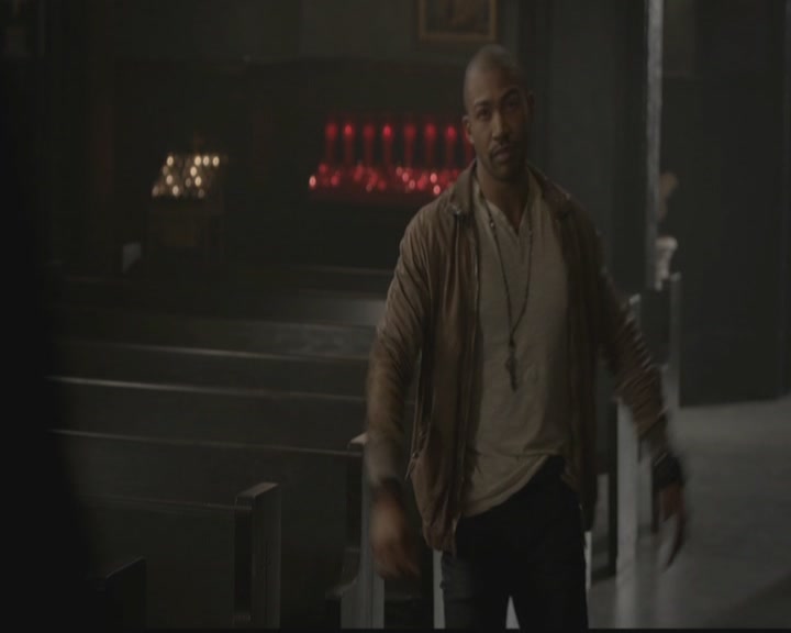 VampireDiariesWorld-dot-org_TheOriginals1x05SinnersAndSaints1918.jpg