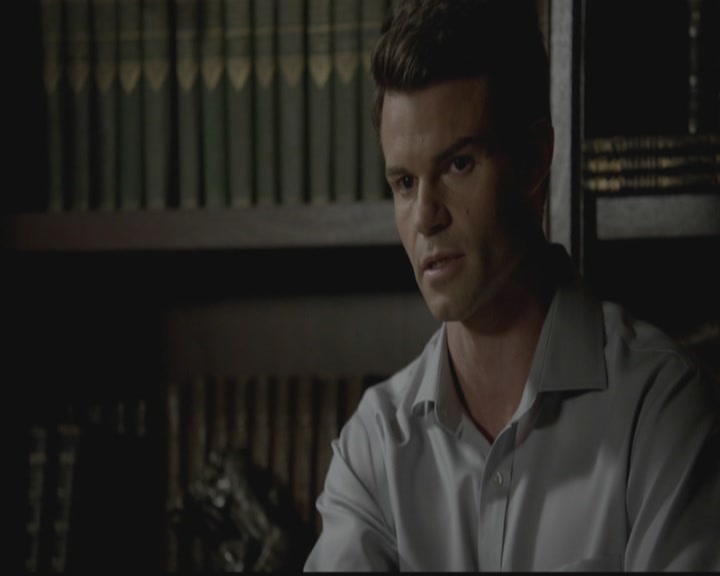 VampireDiariesWorld-dot-org_TheOriginals1x05SinnersAndSaints2304.jpg