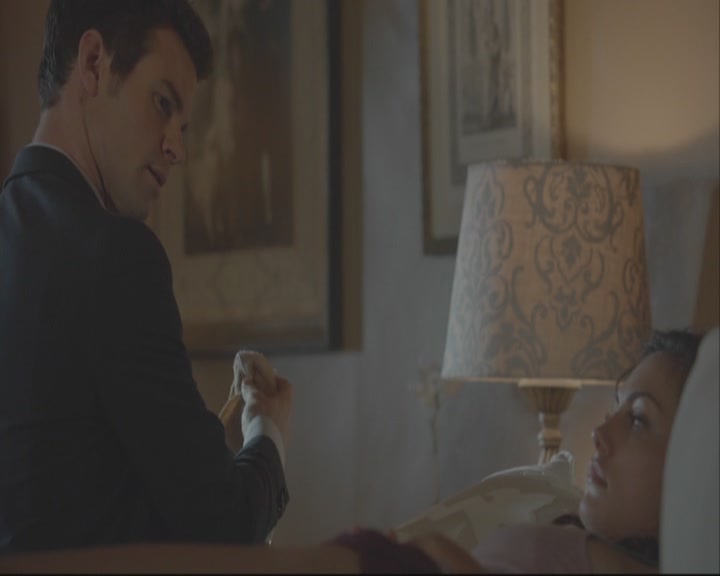VampireDiariesWorld-dot-org_TheOriginals1x06FruitsOfThePoisonedTree-deletedscene0017.jpg VampireDiariesWorld-dot-org_TheOriginals1x06FruitsOfThePoisonedTree-deletedscene0017.jpg