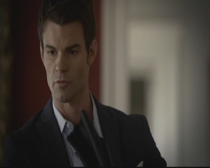 VampireDiariesWorld-dot-org_TheOriginals1x06FruitsOfThePoisonedTree0341.jpg