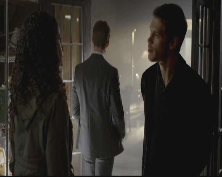 VampireDiariesWorld-dot-org_TheOriginals1x06FruitsOfThePoisonedTree0747.jpg