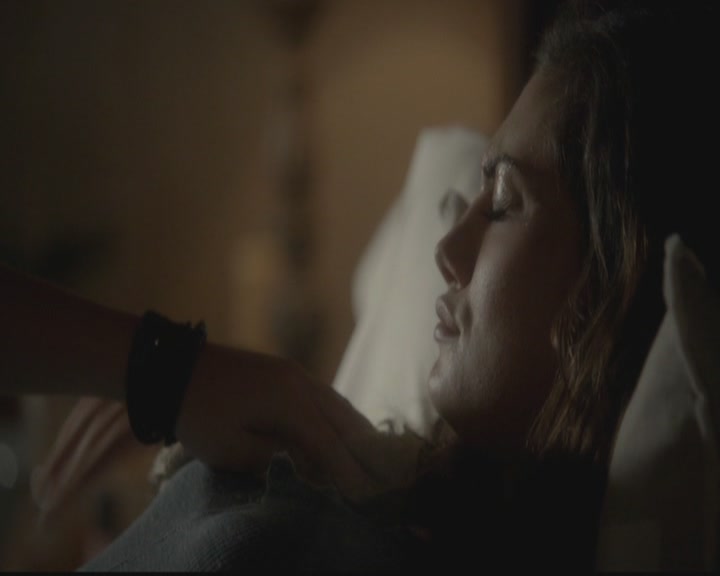 VampireDiariesWorld-dot-org_TheOriginals1x06FruitsOfThePoisonedTree1207.jpg