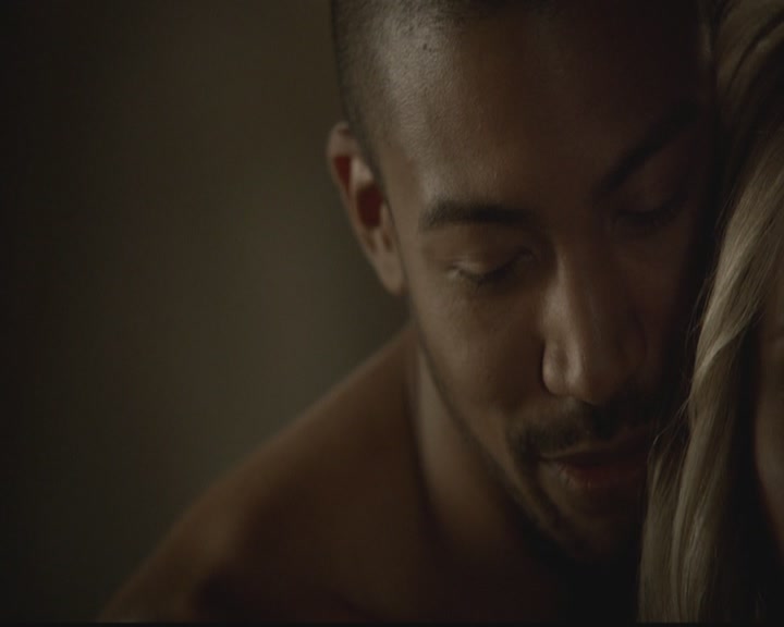 VampireDiariesWorld-dot-org_TheOriginals1x06FruitsOfThePoisonedTree1948.jpg