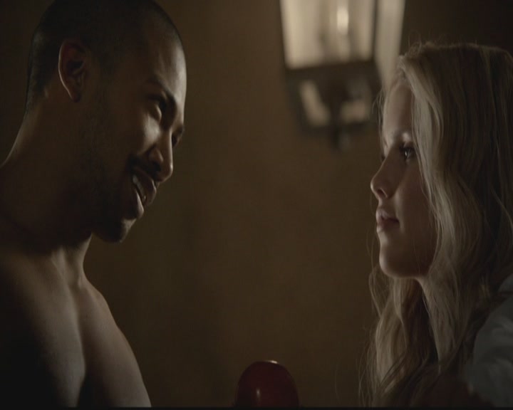 VampireDiariesWorld-dot-org_TheOriginals1x06FruitsOfThePoisonedTree1970.jpg