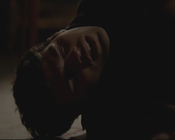 VampireDiariesWorld-dot-org_TheOriginals1x07Bloodletting-deletedscenes0124.jpg
