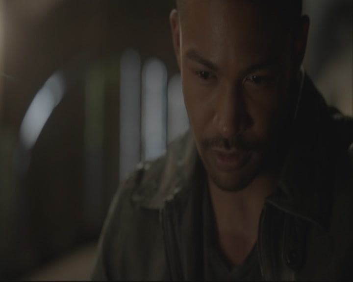 VampireDiariesWorld-dot-org_TheOriginals1x07Bloodletting-deletedscenes0161.jpg