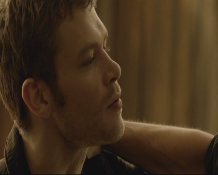 VampireDiariesWorld-dot-org_TheOriginals1x07Bloodletting-deletedscenes0256.jpg