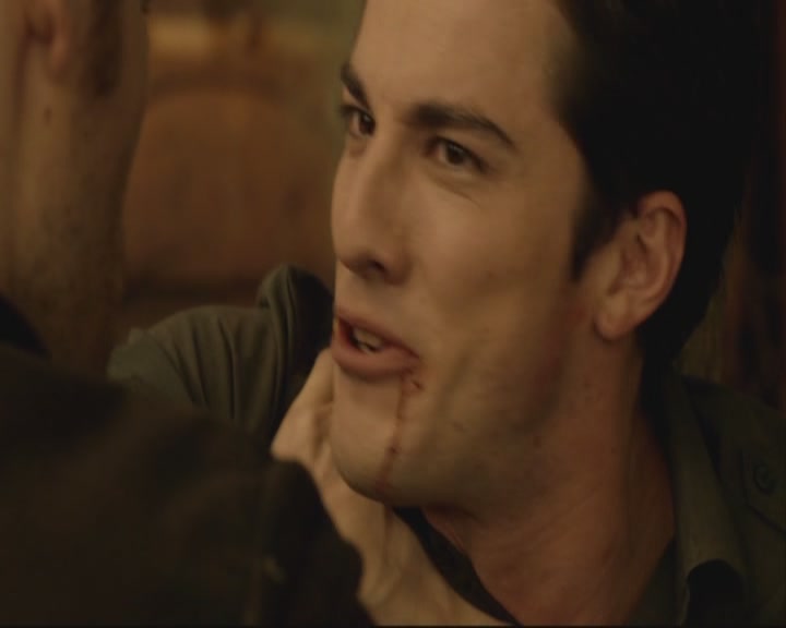 VampireDiariesWorld-dot-org_TheOriginals1x07Bloodletting-deletedscenes0267.jpg