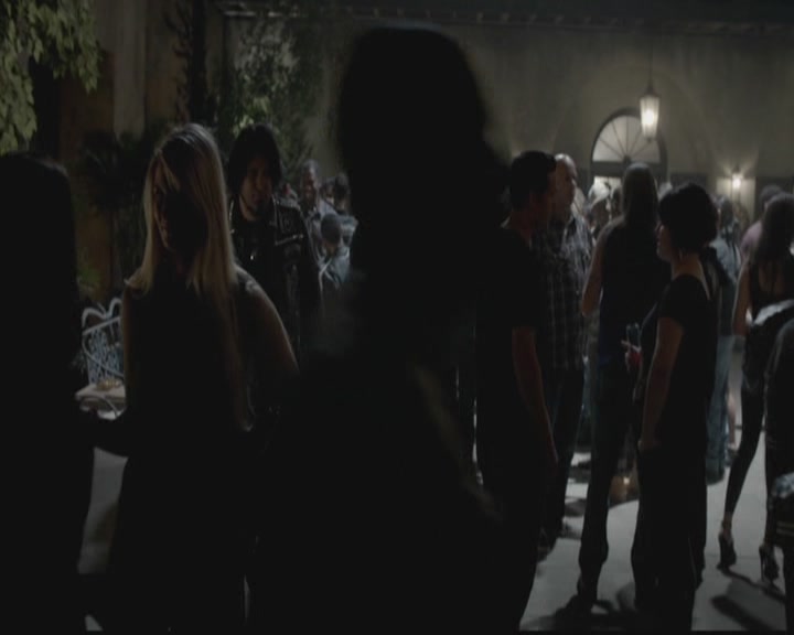 VampireDiariesWorld-dot-org_TheOriginals1x07Bloodletting0047.jpg