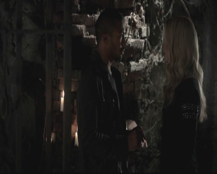 VampireDiariesWorld-dot-org_TheOriginals1x07Bloodletting1669.jpg VampireDiariesWorld-dot-org_TheOriginals1x07Bloodletting1669.jpg