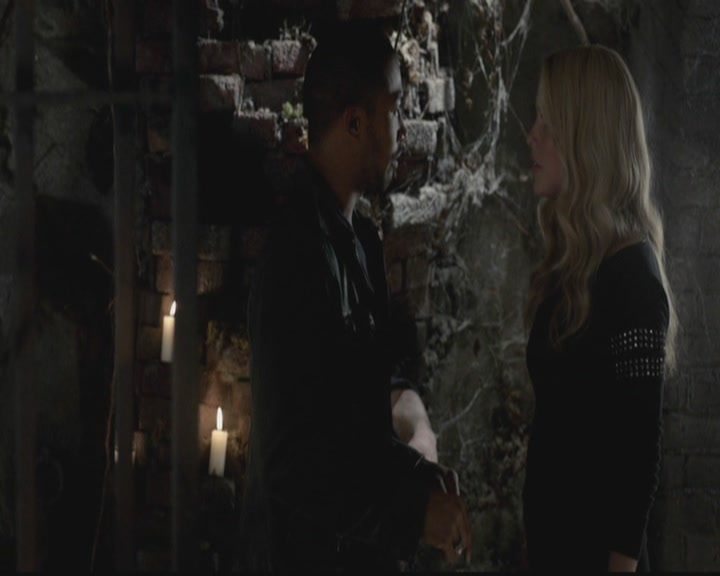 VampireDiariesWorld-dot-org_TheOriginals1x07Bloodletting1692.jpg