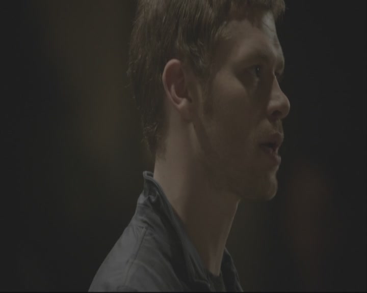 VampireDiariesWorld-dot-org_TheOriginals1x08TheRiverInReverse-deletedscene0140.jpg