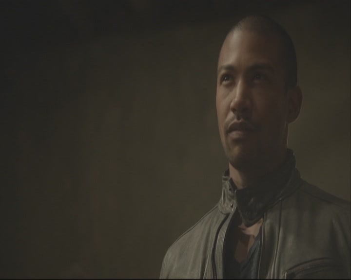 VampireDiariesWorld-dot-org_TheOriginals1x08TheRiverInReverse-deletedscene0143.jpg