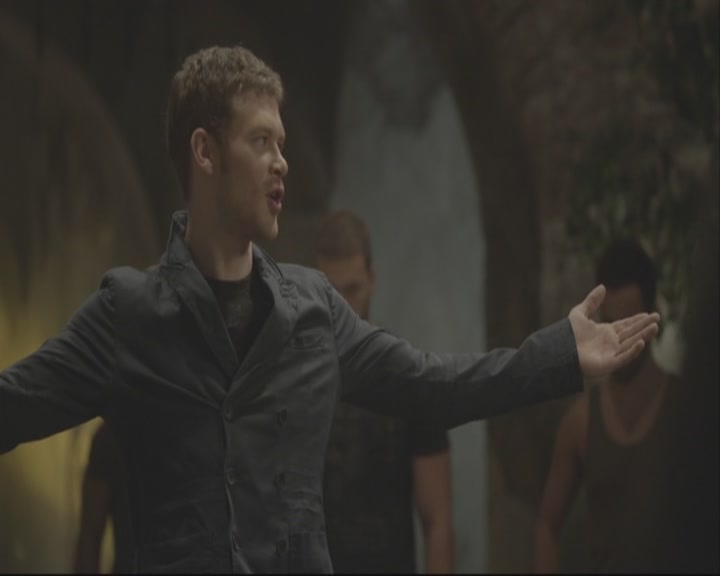 VampireDiariesWorld-dot-org_TheOriginals1x08TheRiverInReverse-deletedscene0149.jpg
