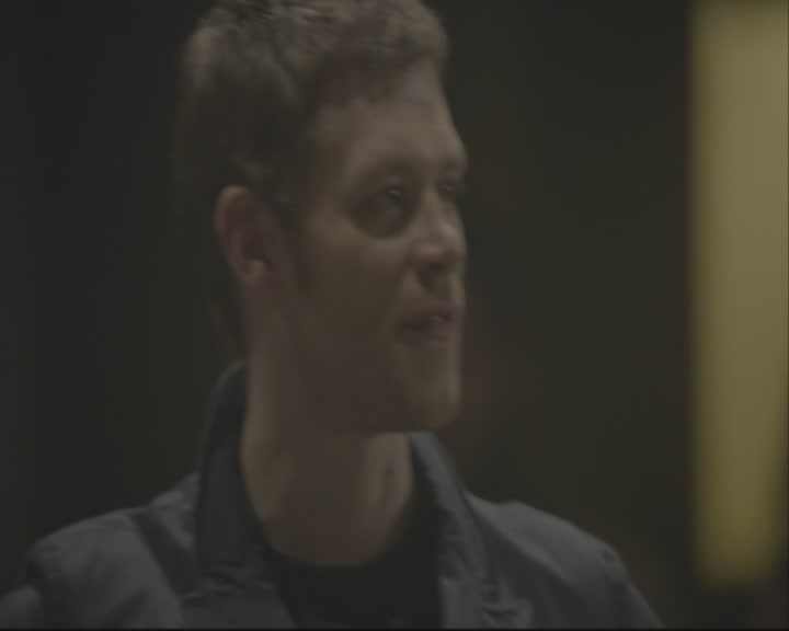 VampireDiariesWorld-dot-org_TheOriginals1x08TheRiverInReverse-deletedscene0223.jpg