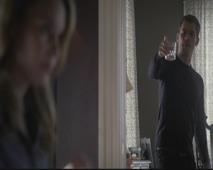 VampireDiariesWorld-dot-org_TheOriginals1x08TheRiverInReverse0491.jpg