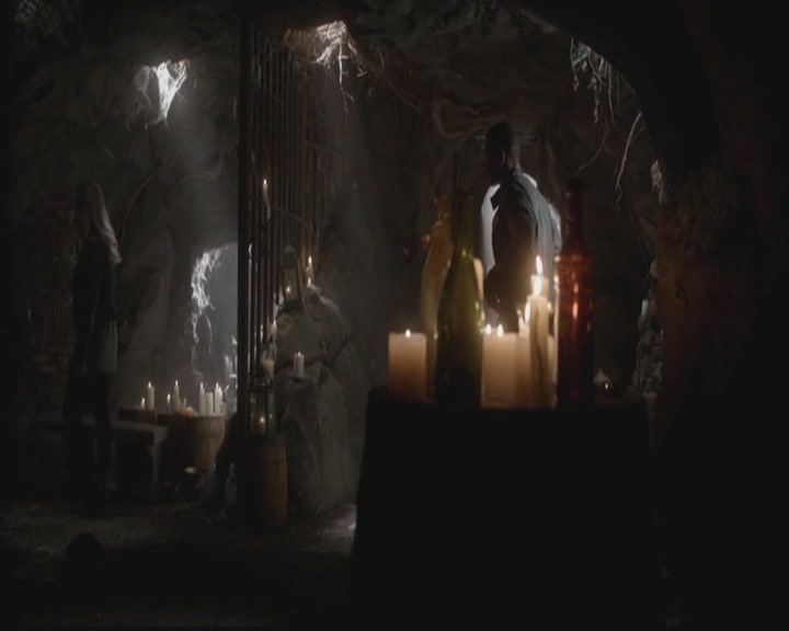 VampireDiariesWorld-dot-org_TheOriginals1x08TheRiverInReverse0629.jpg