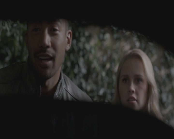 VampireDiariesWorld-dot-org_TheOriginals1x08TheRiverInReverse0801.jpg
