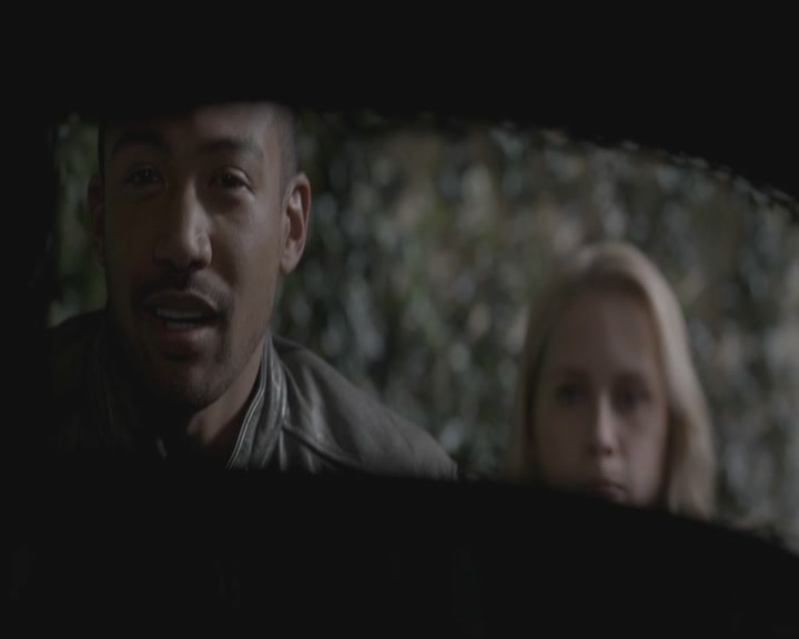 VampireDiariesWorld-dot-org_TheOriginals1x08TheRiverInReverse0803.jpg
