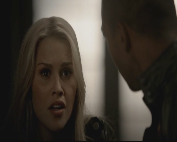 VampireDiariesWorld-dot-org_TheOriginals1x08TheRiverInReverse1539.jpg