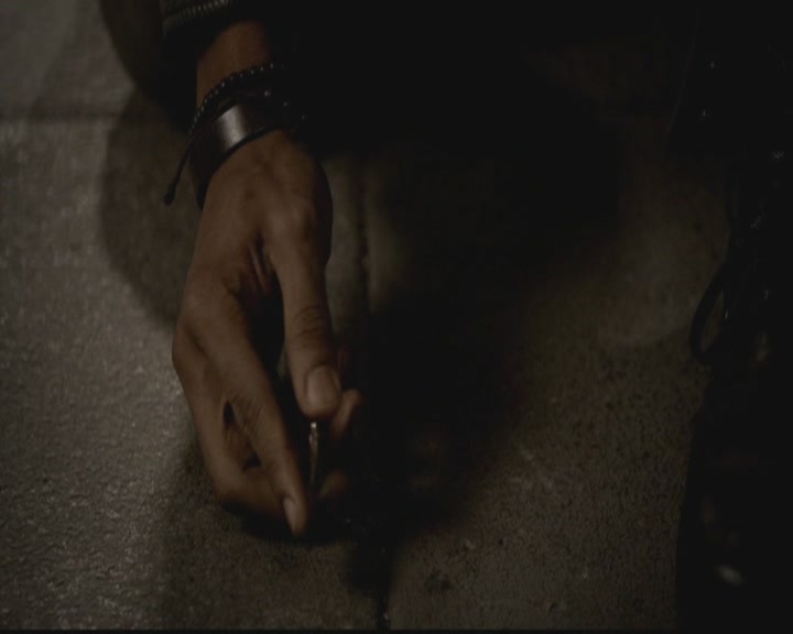 VampireDiariesWorld-dot-org_TheOriginals1x08TheRiverInReverse1560.jpg VampireDiariesWorld-dot-org_TheOriginals1x08TheRiverInReverse1560.jpg