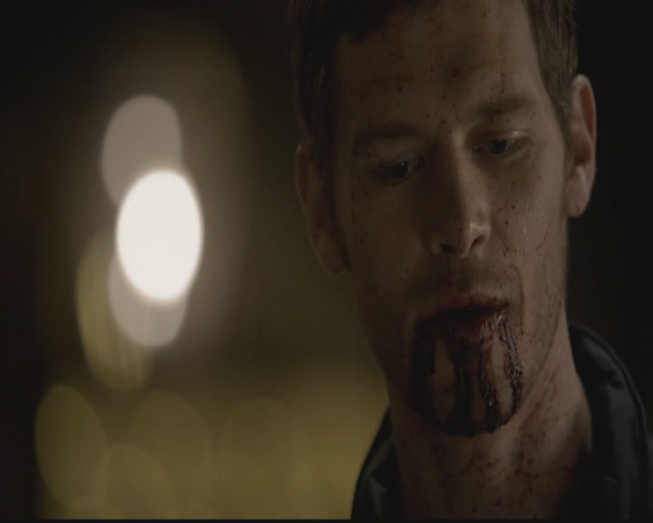 VampireDiariesWorld-dot-org_TheOriginals1x08TheRiverInReverse1578.jpg VampireDiariesWorld-dot-org_TheOriginals1x08TheRiverInReverse1578.jpg