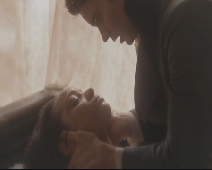 VampireDiariesWorld-dot-org_TheOriginals1x08TheRiverInReverse1972.jpg