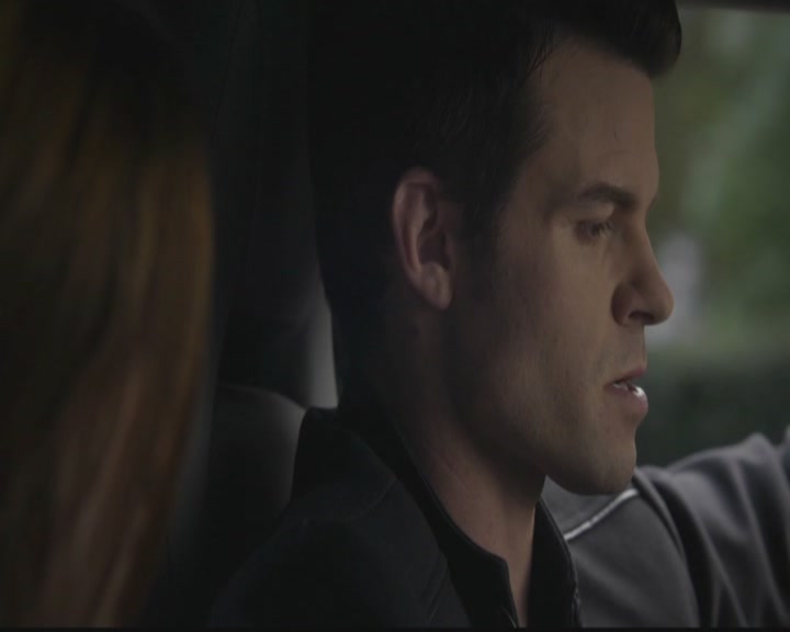 VampireDiariesWorld-dot-org_TheOriginals1x08TheRiverInReverse2005.jpg
