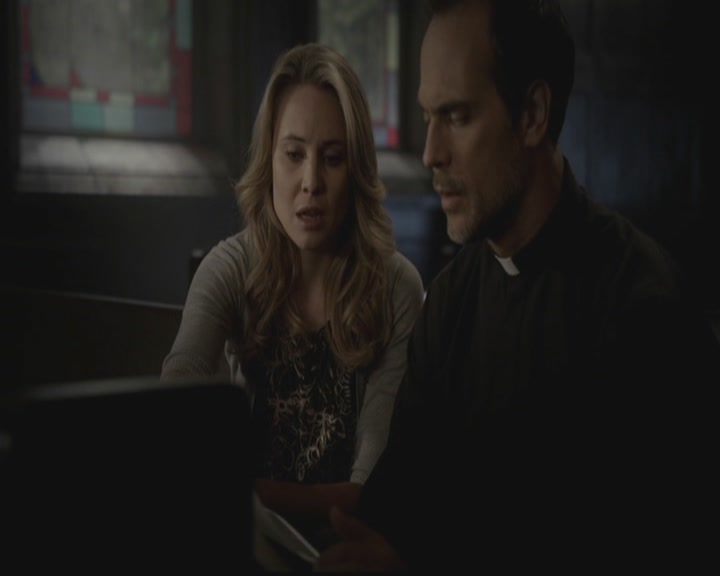 VampireDiariesWorld-dot-org_TheOriginals1x08TheRiverInReverse2307.jpg