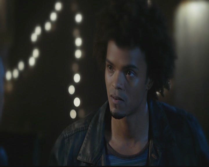 VampireDiariesWorld-dot-org_TheOriginals1x09ReigningPainInNewOrleans0143.jpg